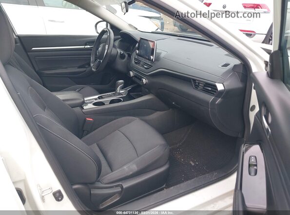 1N4BL4DV0NN357496 2022 NISSAN ALTIMA White Սալոնի դիմացի տեսք