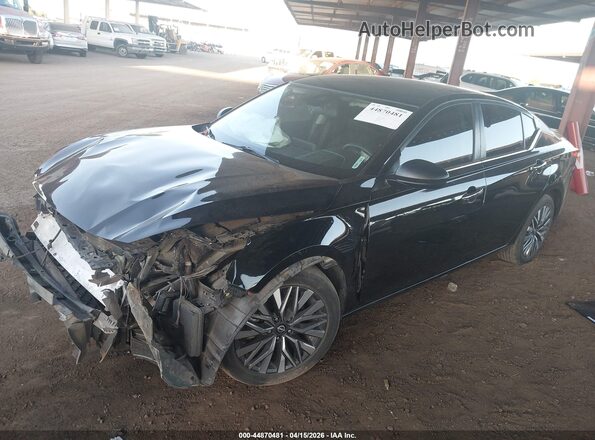 1N4BL4DV6RN326095 2024 NISSAN ALTIMA Black Przód lewy