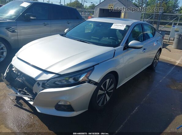 1N4BL4EV9KC226931 2019 NISSAN ALTIMA Silver Vista tres cuartos delantera izquierda