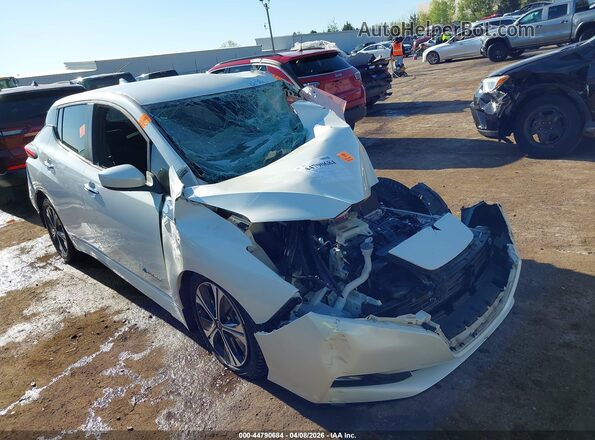 1N4BZ1CP4KC320359 2019 NISSAN LEAF White Widok zestawu wskaźników