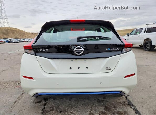 1N4BZ1DV0MC551422 2021 NISSAN LEAF White Vista trasera