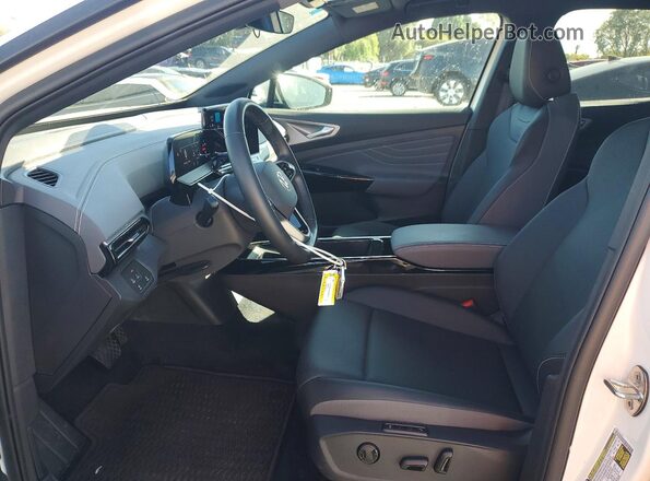 1V25MPE85RC021258 2024 VOLKSWAGEN ID.4 White Vista interior delantera