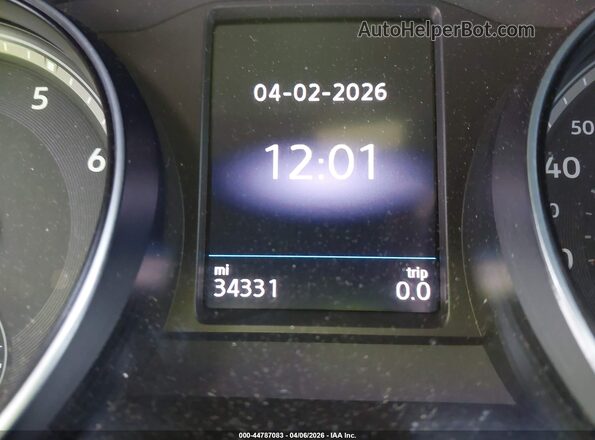 1V2AC2CA5LC200868 2020 VOLKSWAGEN ATLAS Silver 360 interior view