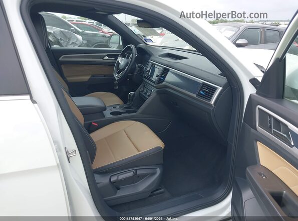 1V2DC2CA3PC205053 2023 VOLKSWAGEN ATLAS White წინა სალონის ხედი