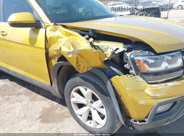1V2DR2CA3JC533157 2018 VOLKSWAGEN ATLAS Yellow Front view
