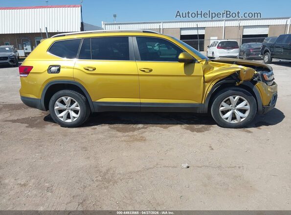1V2DR2CA3JC533157 2018 VOLKSWAGEN ATLAS Yellow Rear interior view