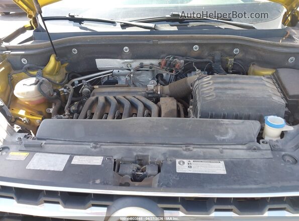 1V2DR2CA3JC533157 2018 VOLKSWAGEN ATLAS Yellow Rear view