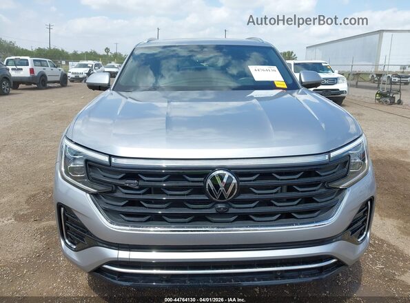 1V2FE2CAXRC236175 2024 VOLKSWAGEN ATLAS Silver Widok wnętrza z tyłu