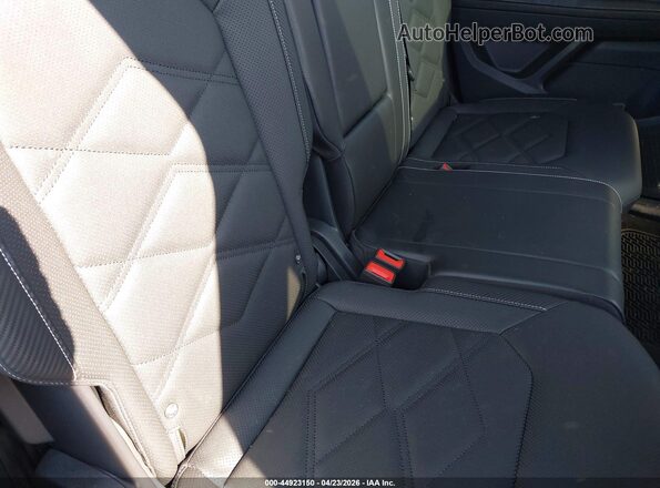 1V2KE2CAXRC264539 2024 VOLKSWAGEN ATLAS Black 