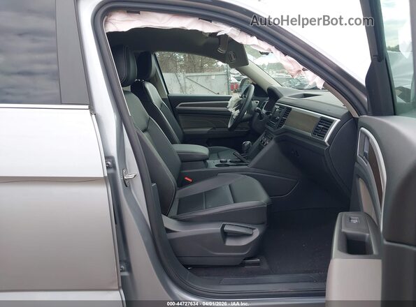 1V2LP2CA5PC528486 2023 VOLKSWAGEN ATLAS Gray Front interior view