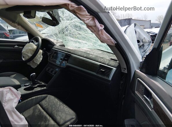 1V2LP2CA9PC555867 2023 VOLKSWAGEN ATLAS White Vista interior delantera
