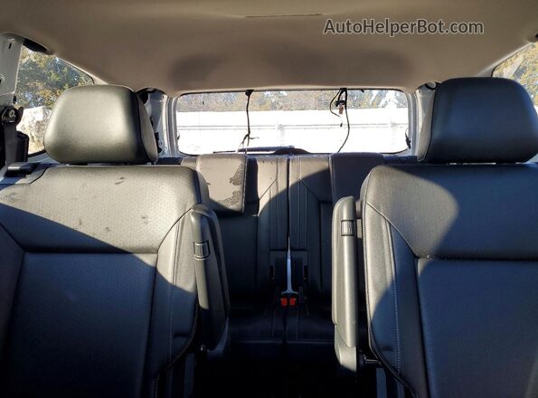 1V2RR2CA2JC561795 2018 VOLKSWAGEN ATLAS Белый Вид задних сидений