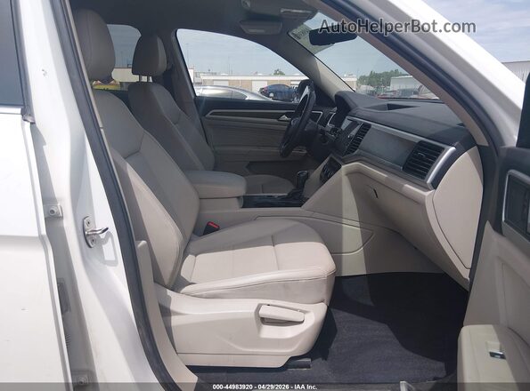 1V2WR2CA5PC507774 2023 VOLKSWAGEN ATLAS Белый Вид салона спереди