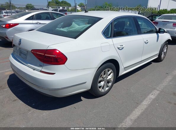 1VWAS7A32GC026685 2016 VOLKSWAGEN PASSAT Белый 