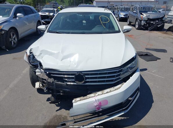 1VWAS7A32GC026685 2016 VOLKSWAGEN PASSAT Белый 