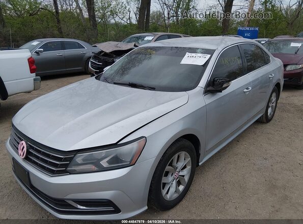 1VWAT7A37GC019986 2016 VOLKSWAGEN PASSAT Silver 