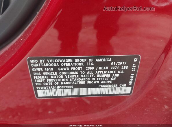1VWDT7A31HC052030 2017 VOLKSWAGEN PASSAT Red Շարժիչի բաժամունքի տեսք