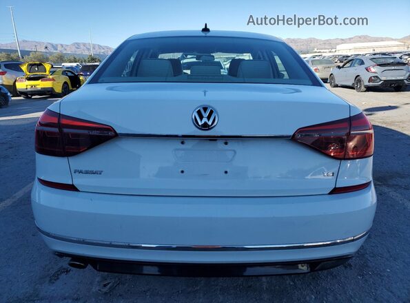 1VWDT7A35HC049082 2017 VOLKSWAGEN PASSAT Белый Вид сзади