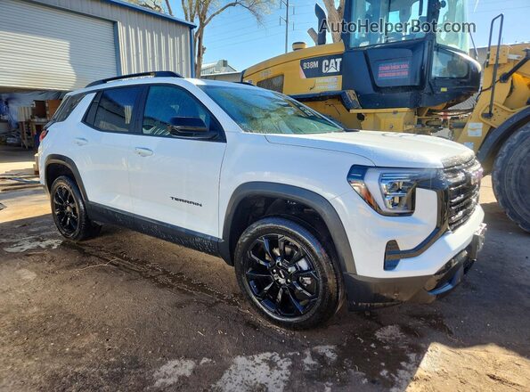 3GKALUEG4TL239068 2026 GMC TERRAIN White Передня права чверть