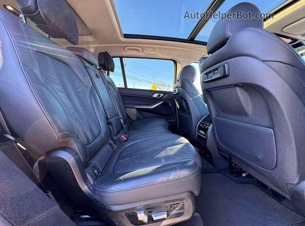 5UXCW2C05L9A03738 2020 BMW X7 Белый Вид сзади