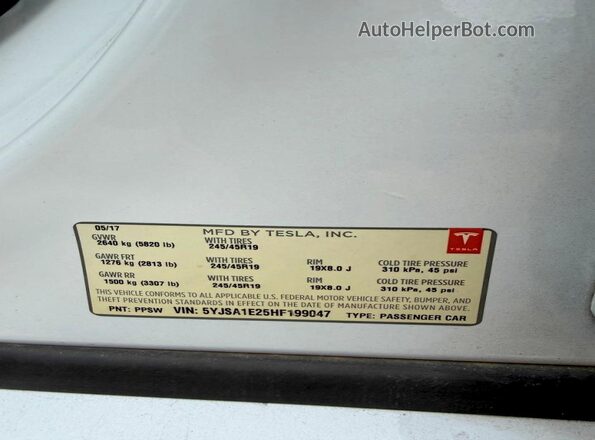 5YJSA1E25HF199047 2017 TESLA MODEL S White უკანა სალონის ხედი