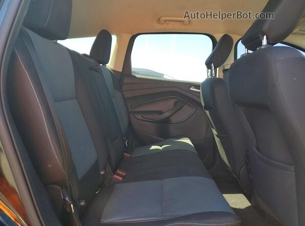 1FMCU0GD5KUA06877 2019 FORD ESCAPE Black Вид задньої частини салону