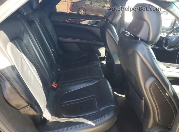 3LN6L5LU7HR634877 2017 LINCOLN MKZ Black Widok wnętrza z tyłu