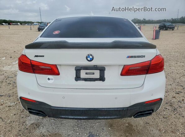 WBAJS7C04LCD22307 2020 BMW M5 White Widok wnętrza z przodu