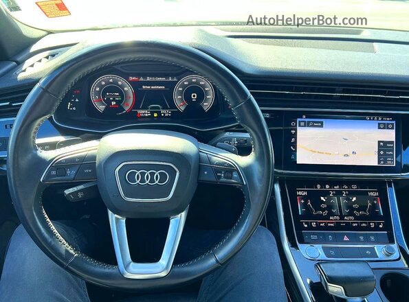 WA1EVAF19KD011890 2019 AUDI Q8 Black Vista del salpicadero
