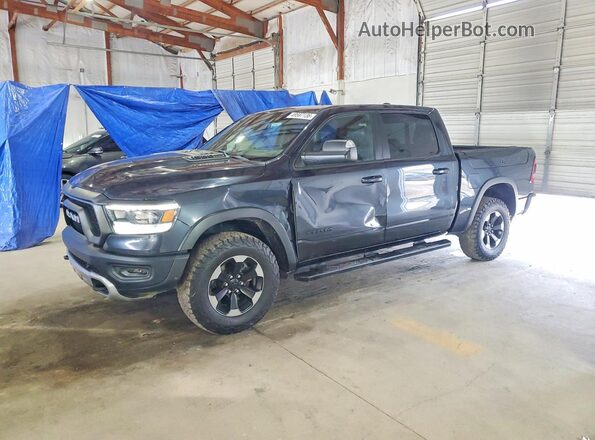 1C6SRFLT9KN876408 2019 RAM 1500 Черный Задняя левая четверть