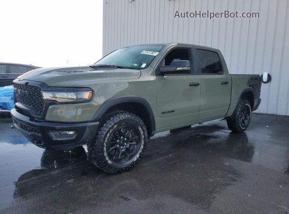 1C6SRFLP8TN264382 2026 RAM 1500 Green 360 interior view