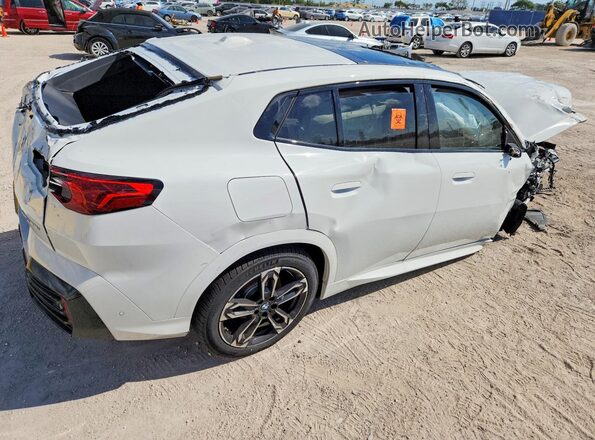 WBX63GM00T5500951 2026 BMW X2 White 