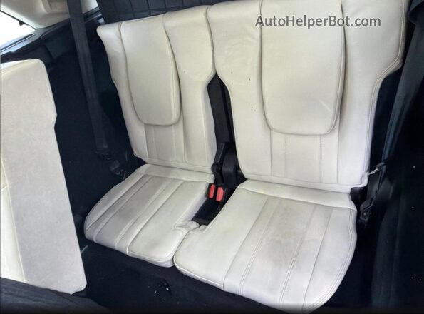 SALWV2REXJA188682 2018 LAND ROVER RANGE ROVER White Widok wnętrza z tyłu