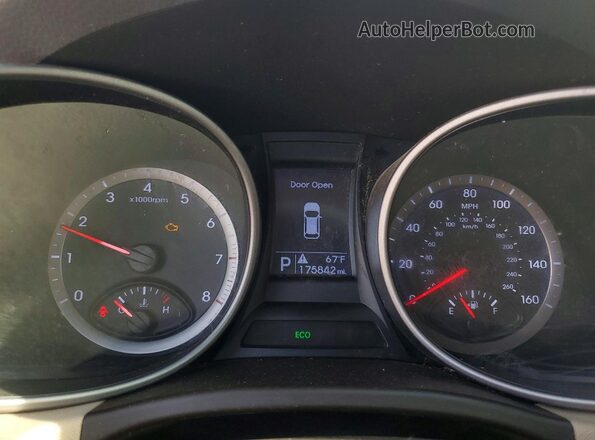 KM8SMDHF6GU143191 2016 HYUNDAI SANTA FE Red Widok tylnych siedzeń
