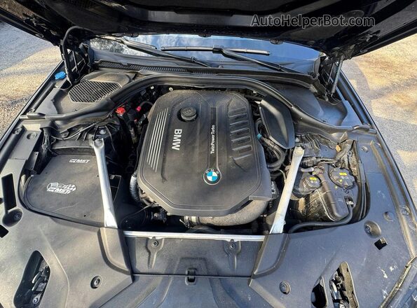 WBAJE7C58KWW14782 2019 BMW 5 SERIES Черный Вид панели приборов