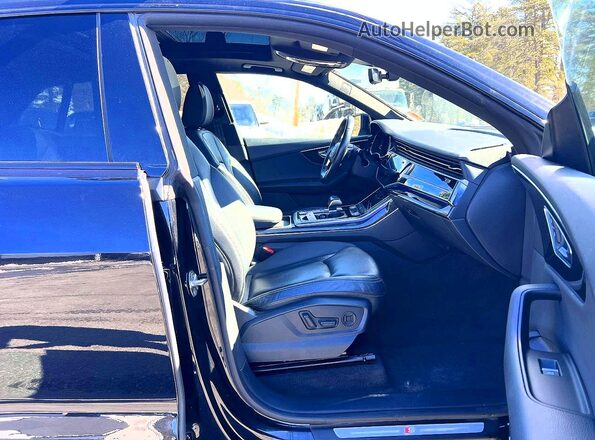 WA1EVAF19KD011890 2019 AUDI Q8 Black Vista trasera