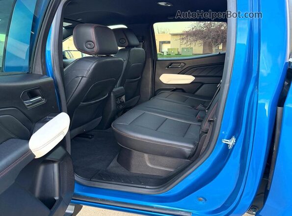 1GTP6EEK5R1230788 2024 GMC CANYON Blue 