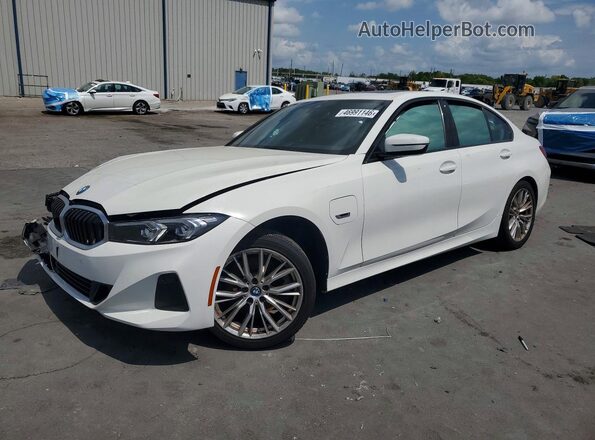 3MW39FF08P8C93771 2023 BMW 3 SERIES White Tył lewy