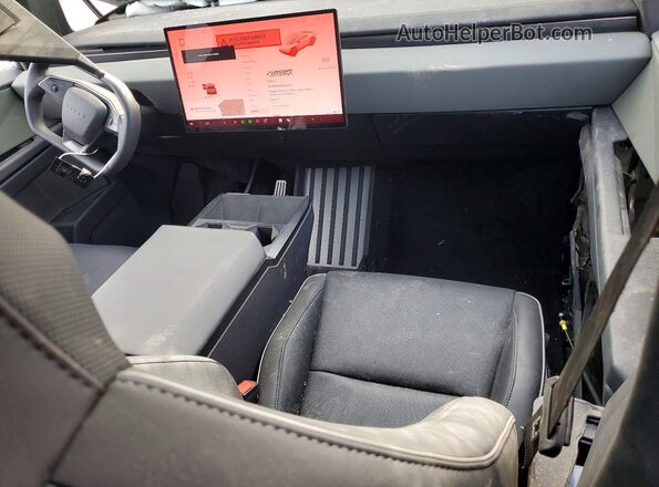 7G2CEHEE4SA062128 2025 TESLA CYBERTRUCK Золотой Вид щитка приборов