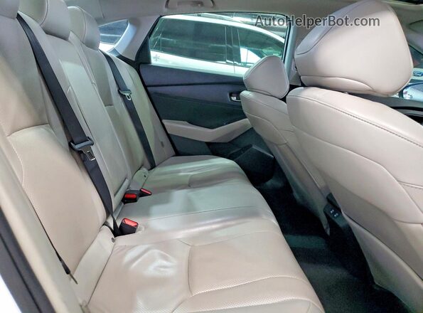 1HGCY2F60PA016895 2023 HONDA ACCORD White Vista de los asientos traseros