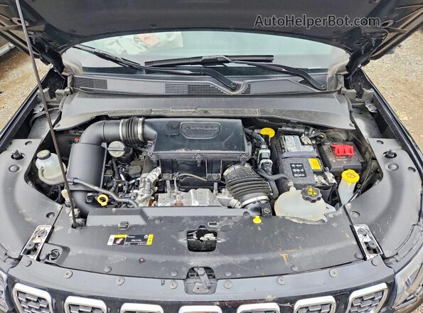3C4NJDCN1ST579300 2025 JEEP COMPASS Black Շարժիչի բաժամունքի տեսք