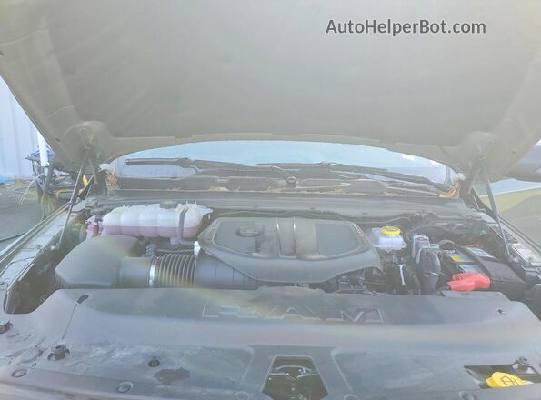 1C6SRFLP8TN264382 2026 RAM 1500 Green Engine compartment view