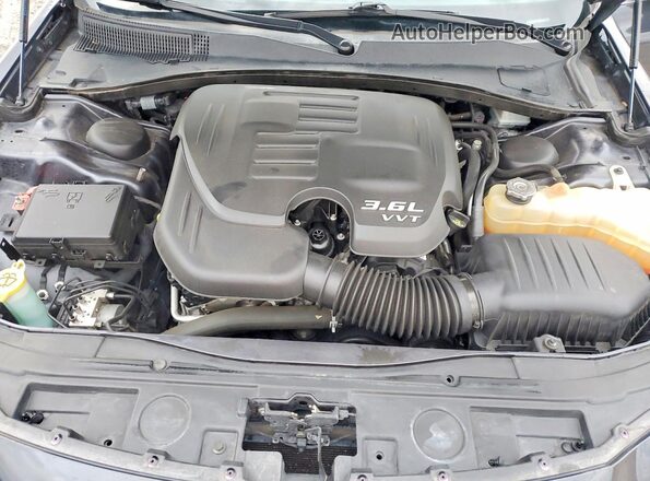 2C3CCAAG3HH577655 2017 CHRYSLER 300 Blue Սալոնի հետևի տեսք
