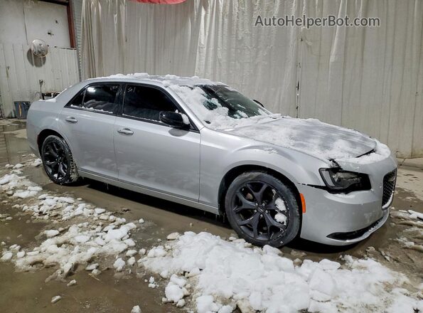 2C3CCAAG3NH245503 2022 CHRYSLER 300 Silver Front right