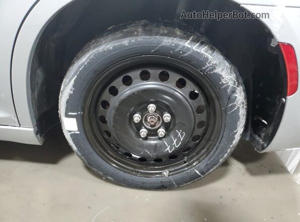 2C3CCAAG3NH245503 2022 CHRYSLER 300 Silver 
