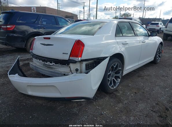 2C3CCAAG4NH256574 2022 CHRYSLER 300 White Հետևի աջ