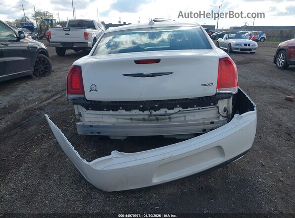 2C3CCAAG4NH256574 2022 CHRYSLER 300 White 