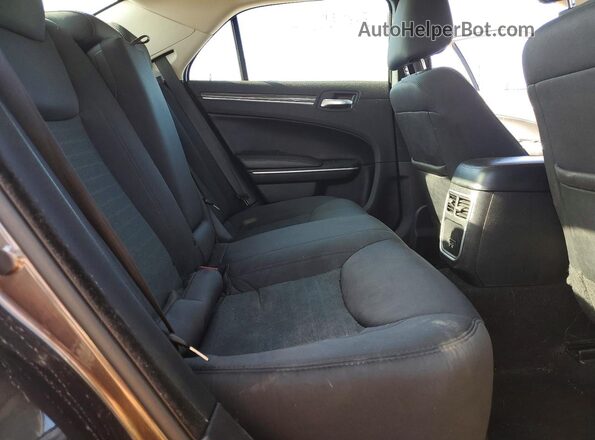 2C3CCAAG7LH174206 2020 CHRYSLER 300 Gray Հետևի նստատեղերի տեսք