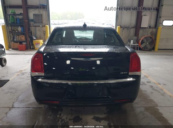 2C3CCAAG9JH299530 2018 CHRYSLER 300 Black 