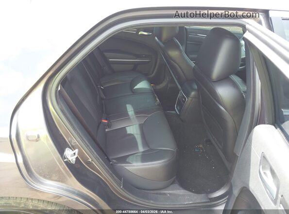 2C3CCAAG9MH675969 2021 CHRYSLER 300 Gray Widok naklejki z numerem VIN